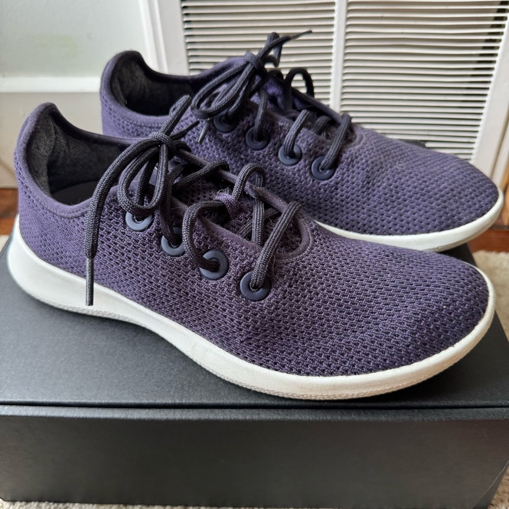 ALLBIRDS Tree Runner mesh fabric sneaker cool grape color W10